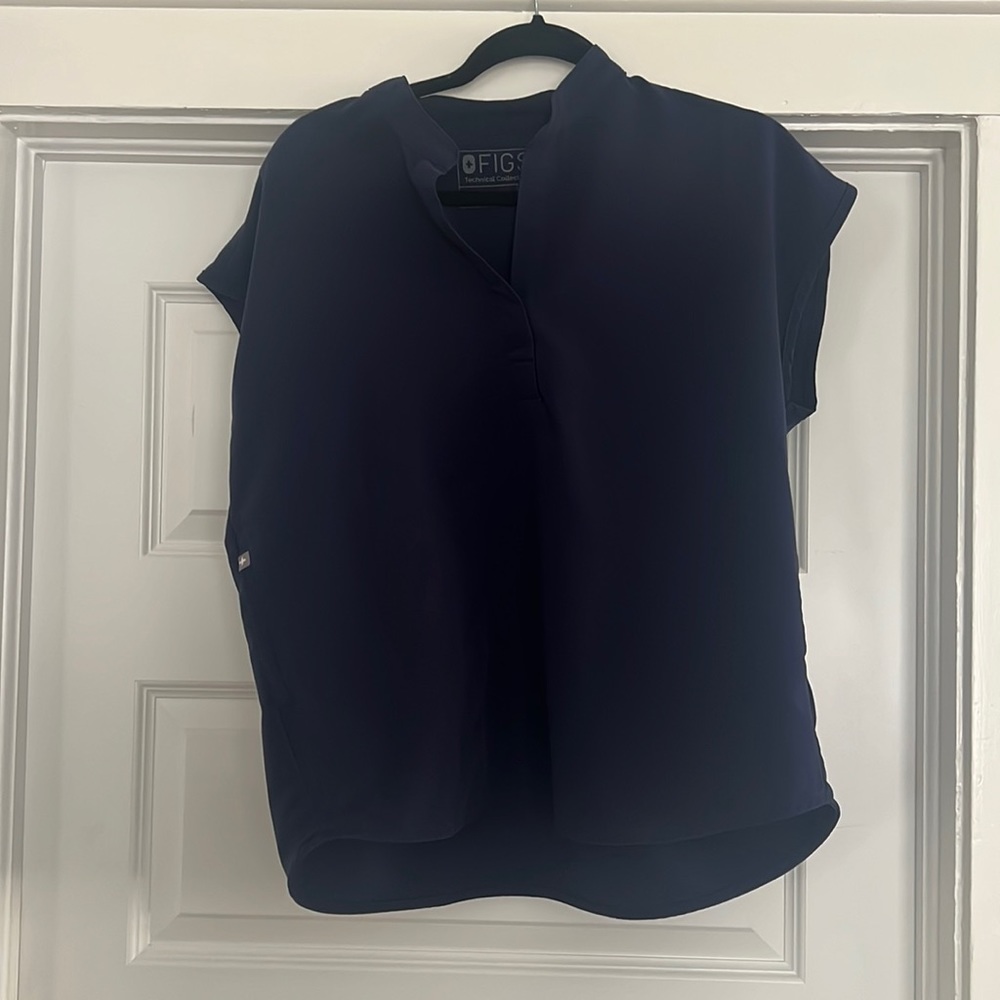 Figs Rafaela top, navy.